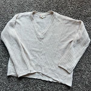Pink Rose V-neck Sweater Cream